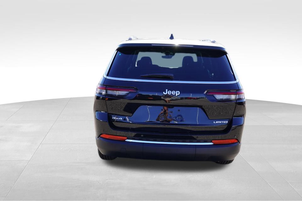 2025 Jeep Grand Cherokee Limited photo 4