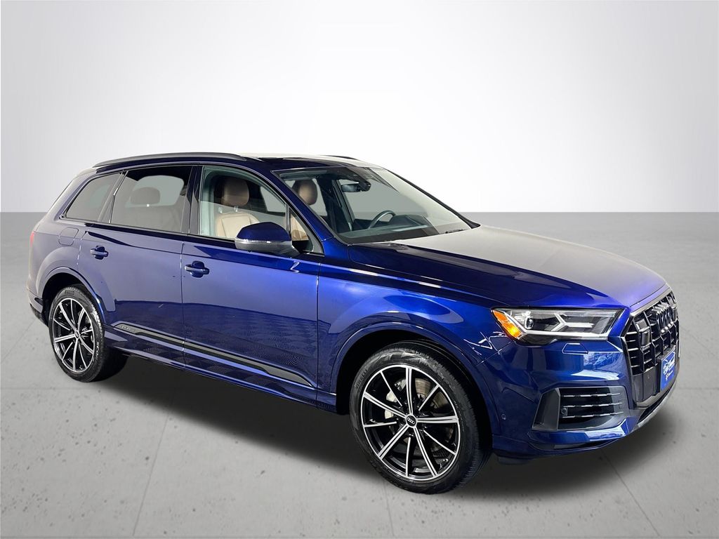 2022 Audi Q7 55 Premium Plus photo 4
