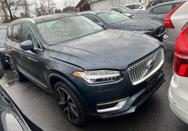 2024 Volvo XC90 Plus's photo