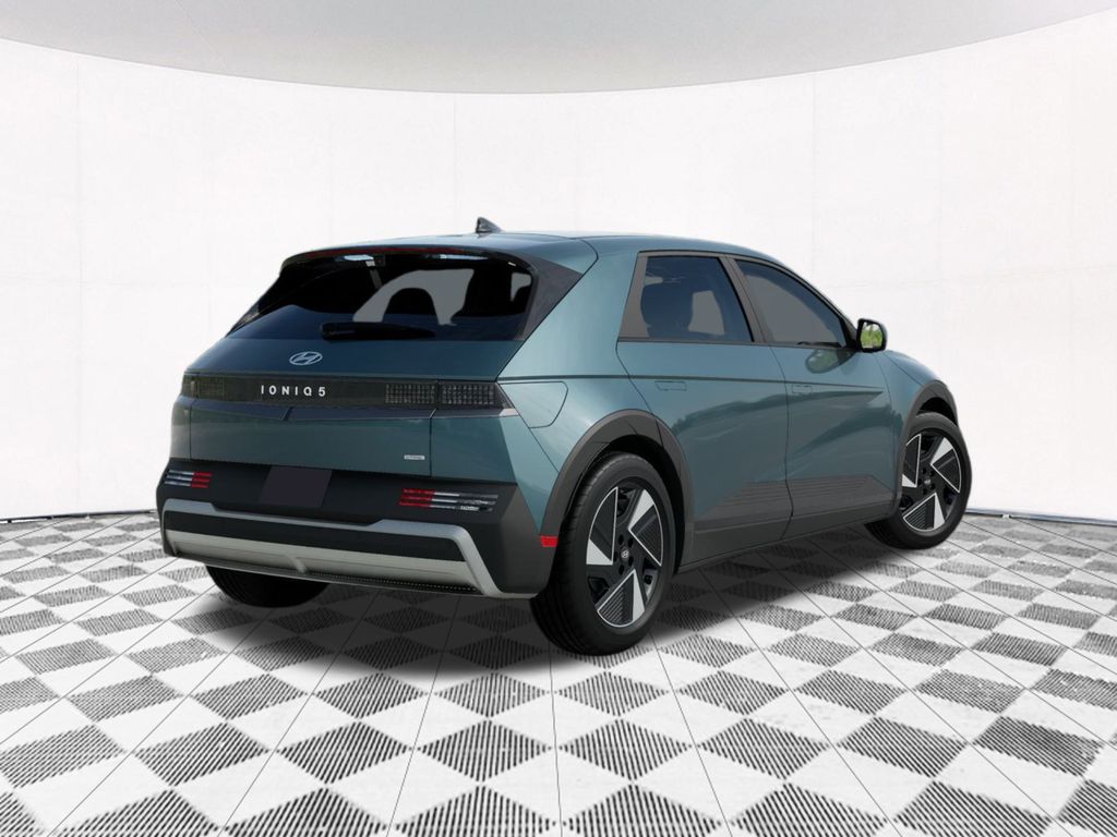 2025 Hyundai Ioniq 5 SE photo 4