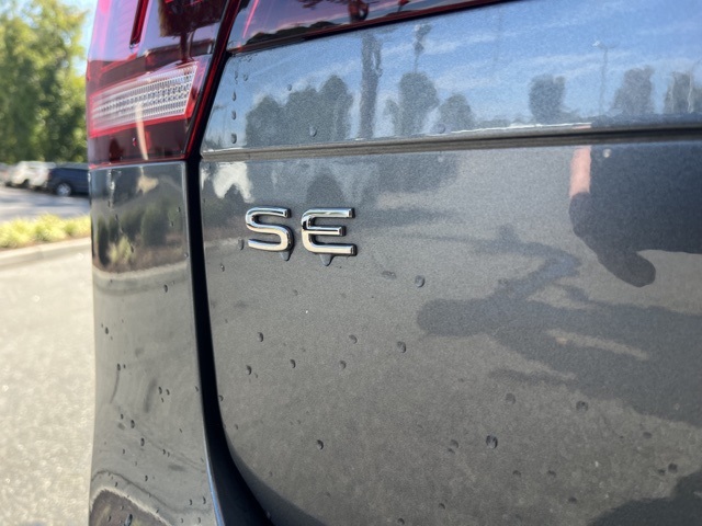 2024 Volkswagen Tiguan SE R-Line Black photo 22
