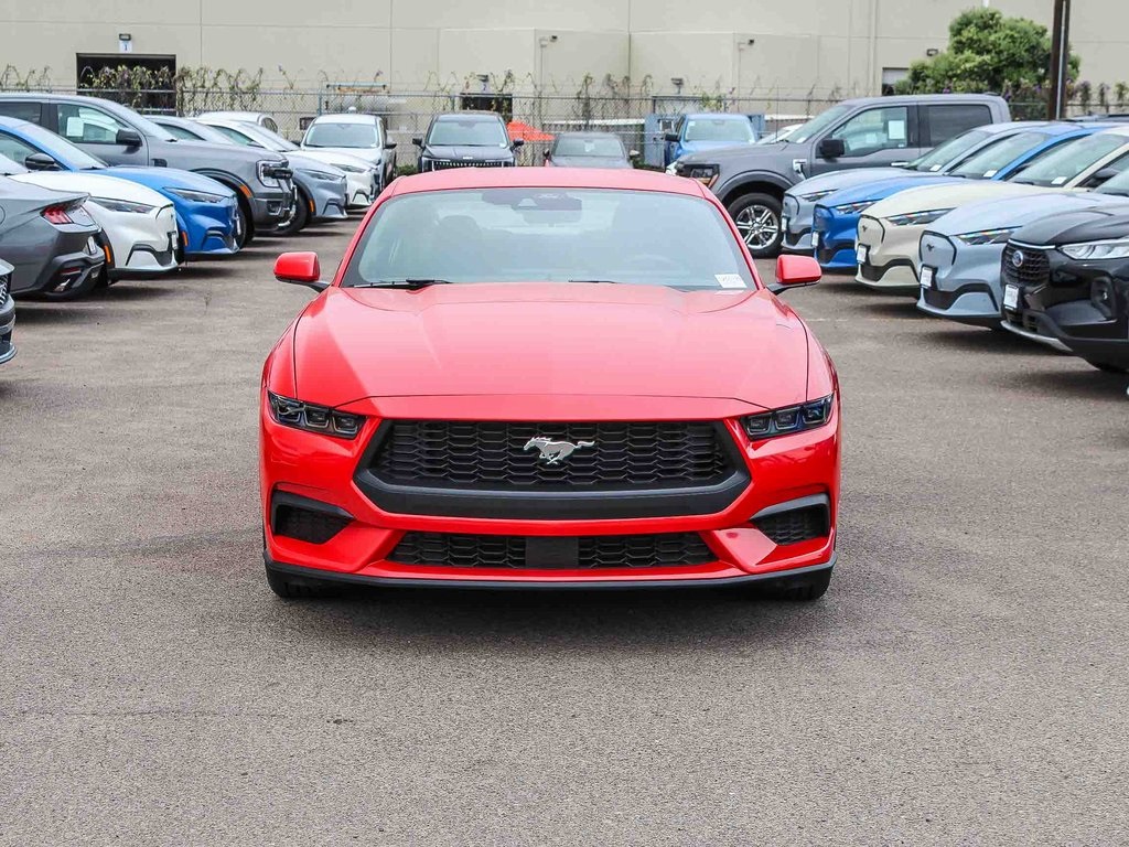 2025 Ford Mustang EcoBoost photo 2