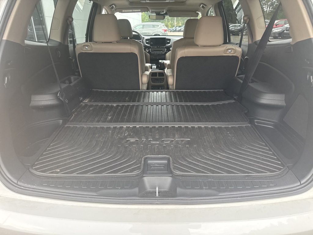 2022 Honda Pilot Touring photo 11