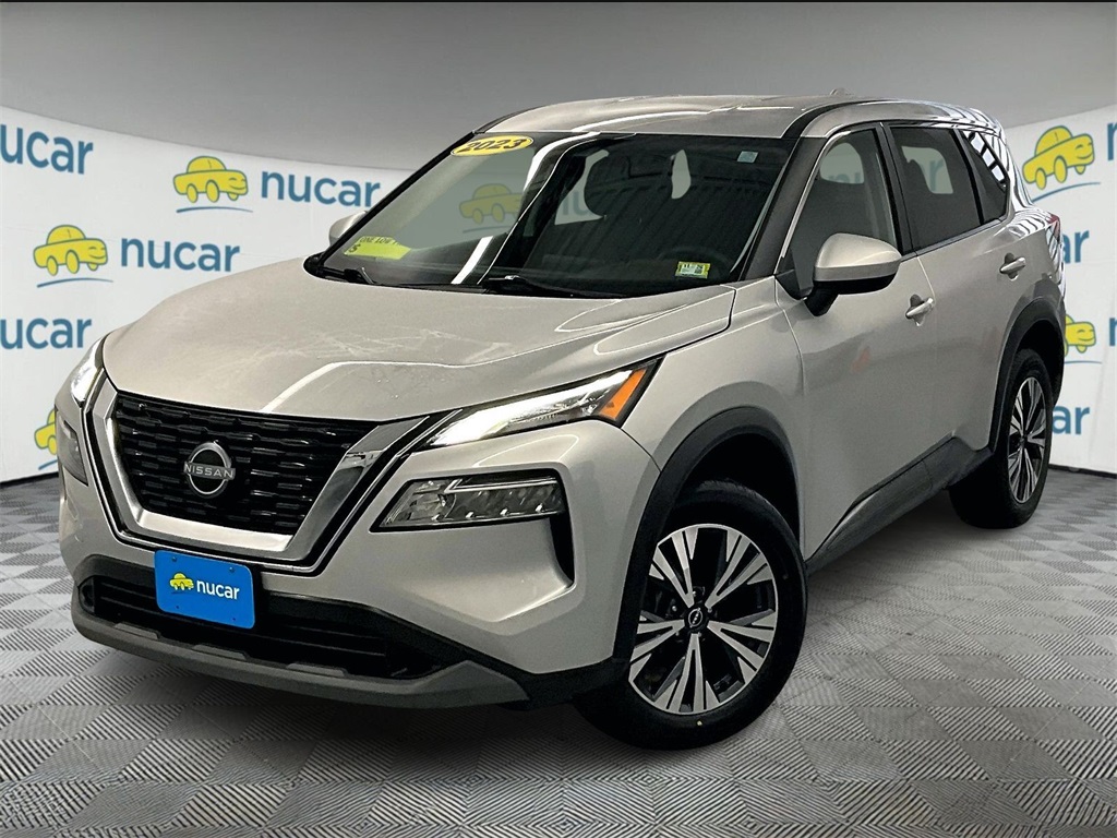 2023 Nissan Rogue SV photo 2
