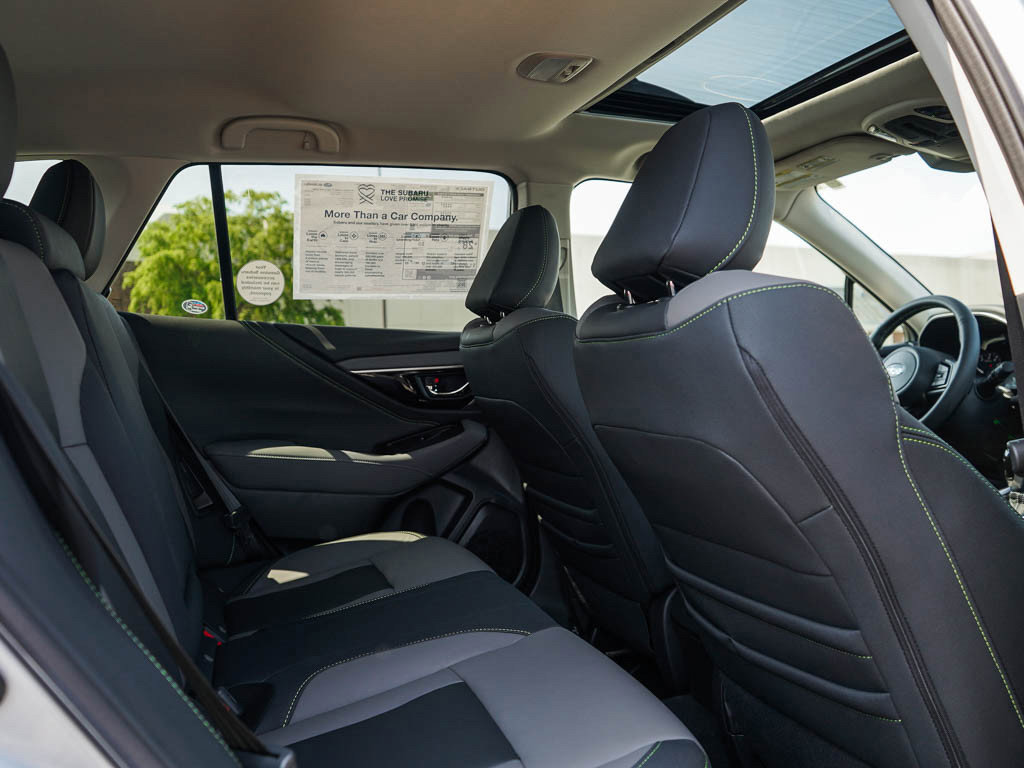 2025 Subaru Outback Onyx Edition photo 11