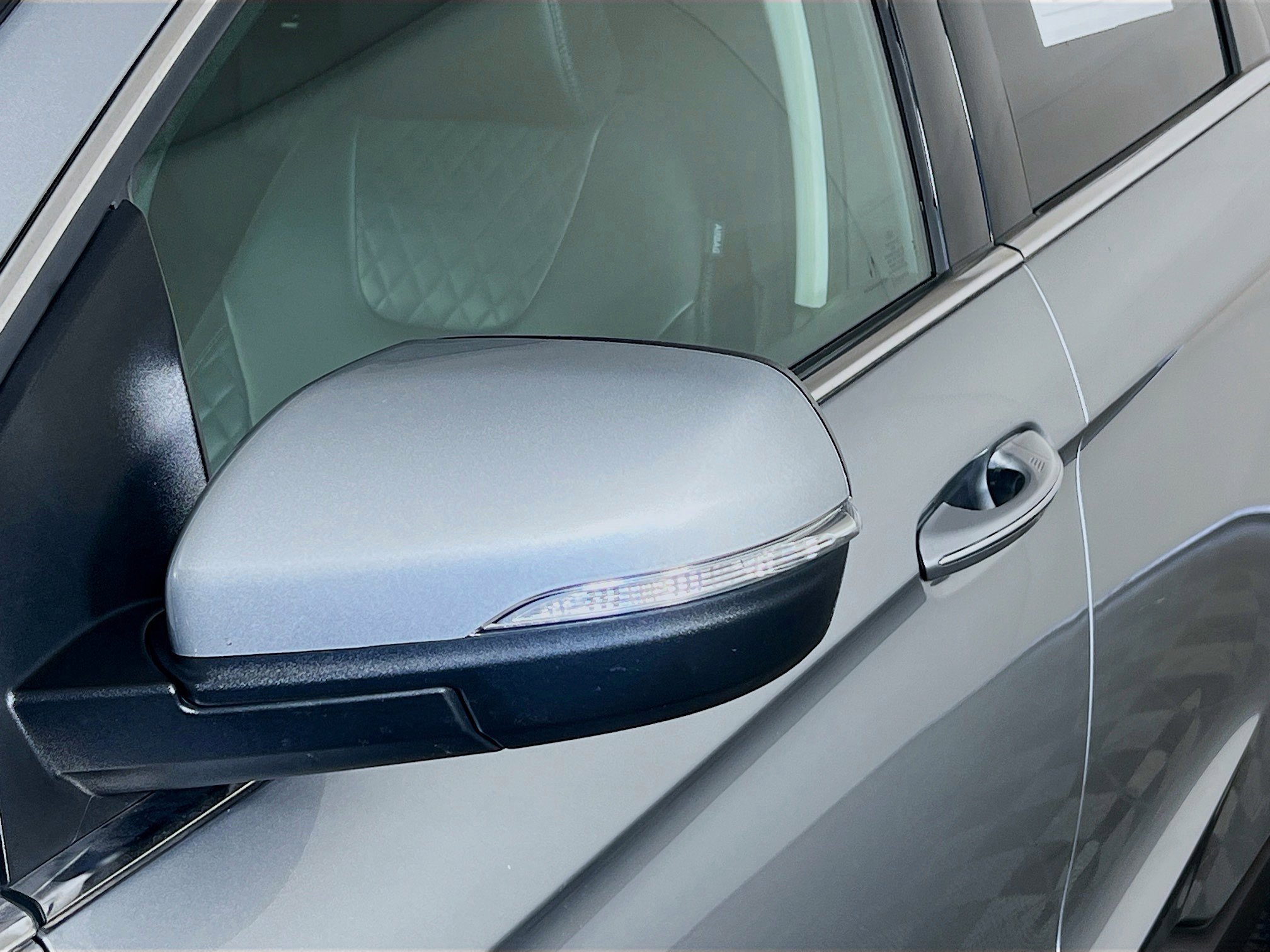 2024 Ford Edge Titanium photo 30