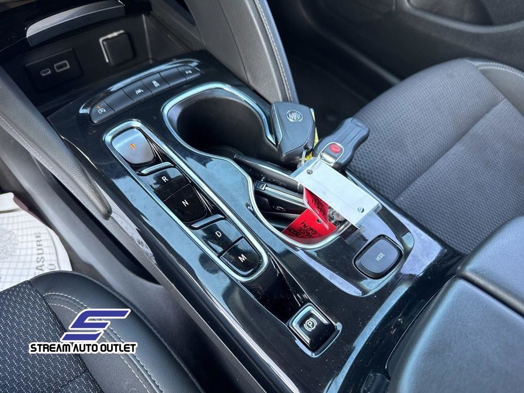 2022 Buick Envision Preferred photo 24