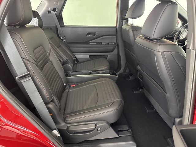 2025 Nissan Pathfinder Rock Creek photo 23