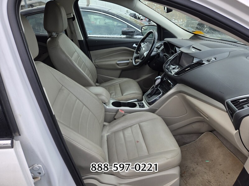 2013 Ford Escape SEL photo 3