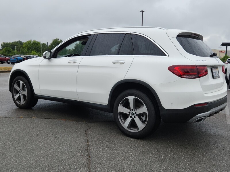 2022 Mercedes Benz GLC 300 4MATIC photo 4