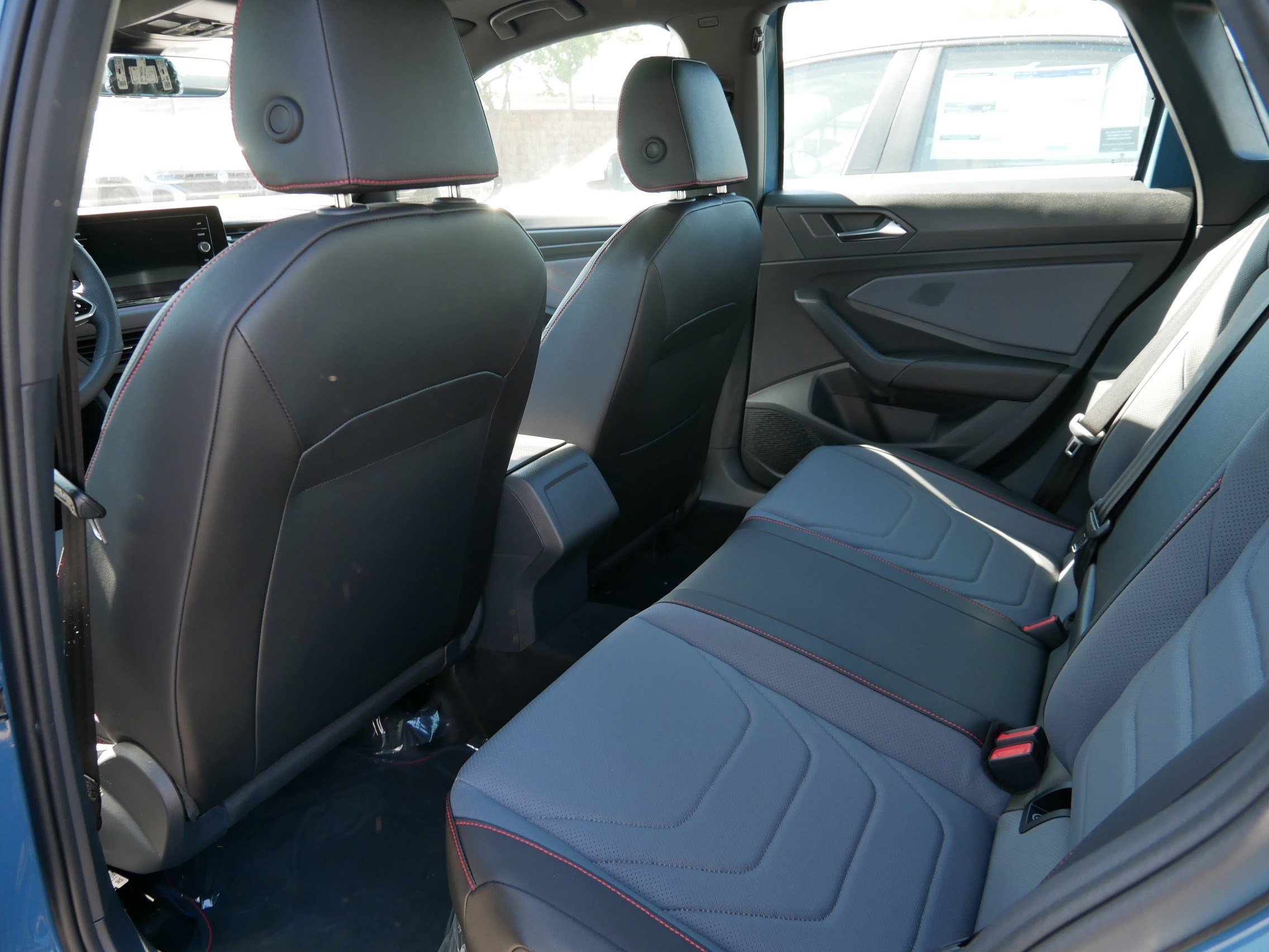 2025 Volkswagen Jetta GLI Autobahn photo 6