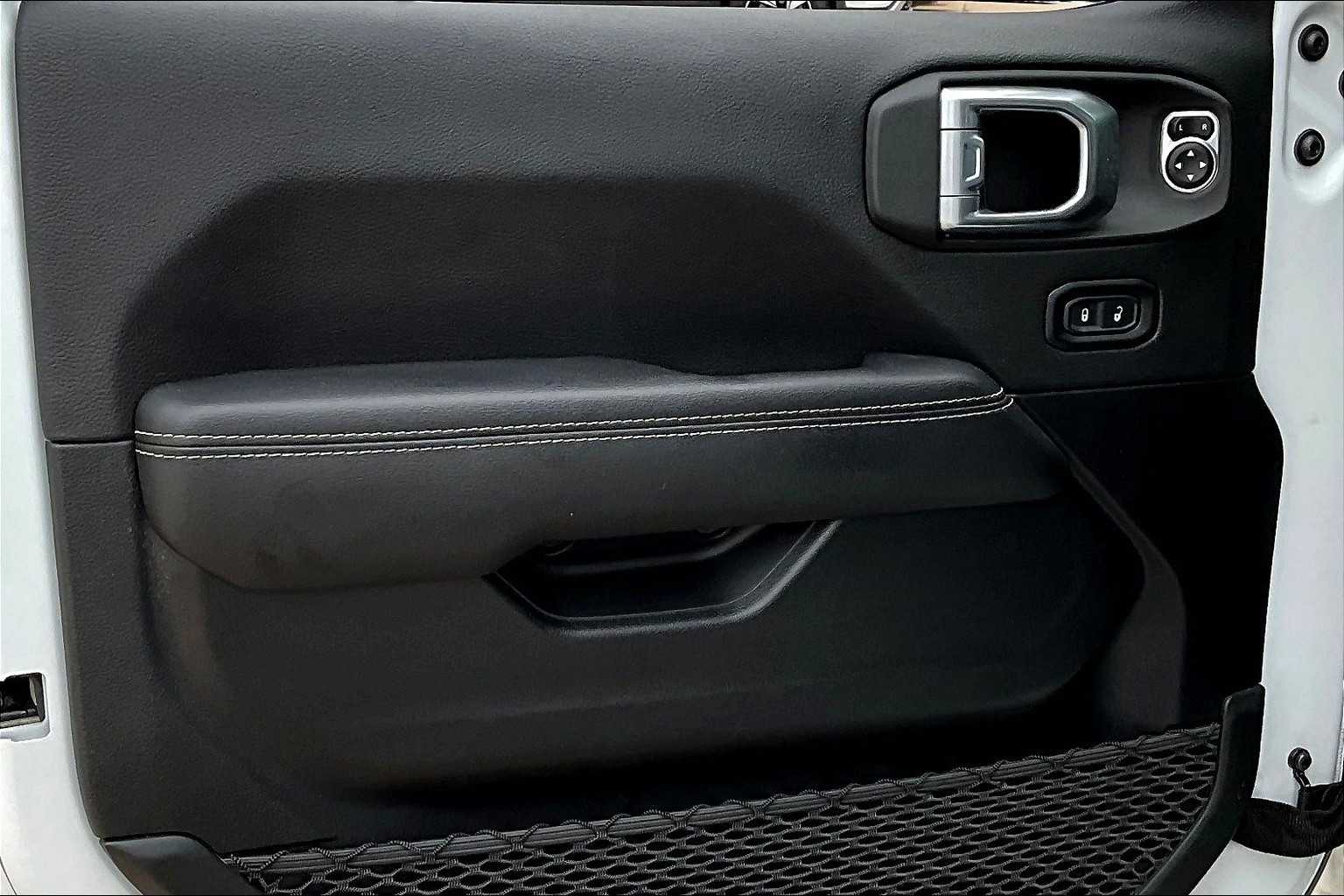 2021 Jeep Gladiator Overland photo 20