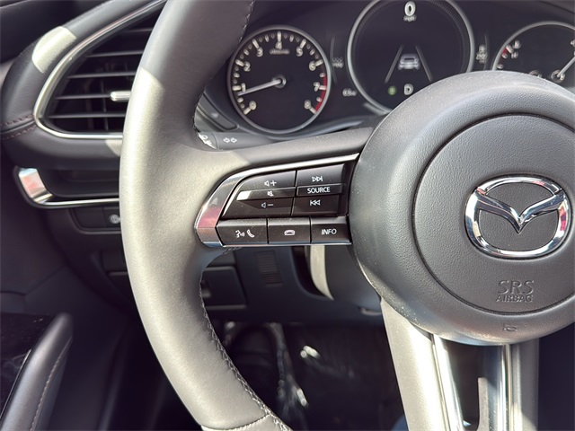 2025 Mazda Mazda3 Hatchback 2.5 s Preferred photo 9