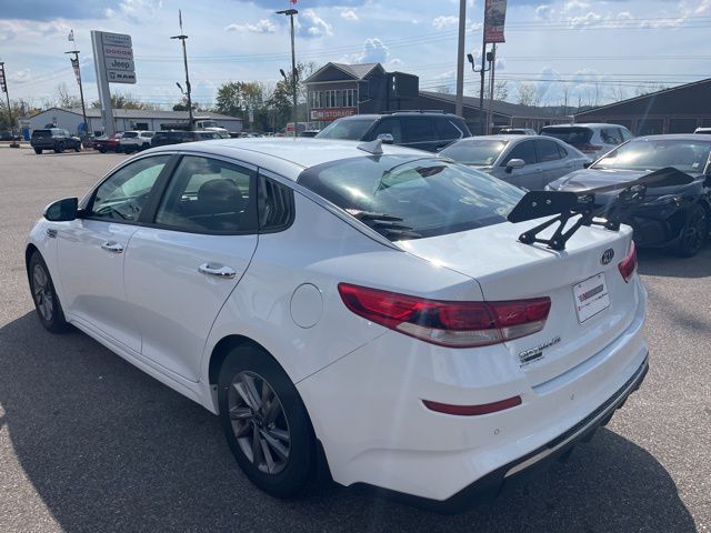 2020 Kia Optima LX photo 6