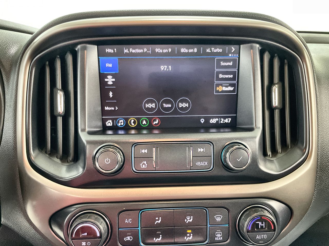 2020 Chevrolet Colorado Z71 photo 14