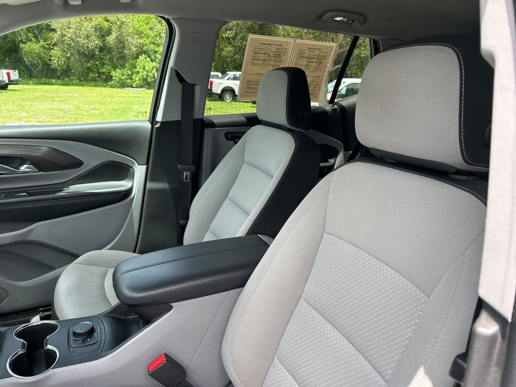 2024 Gmc Terrain SLE photo 14