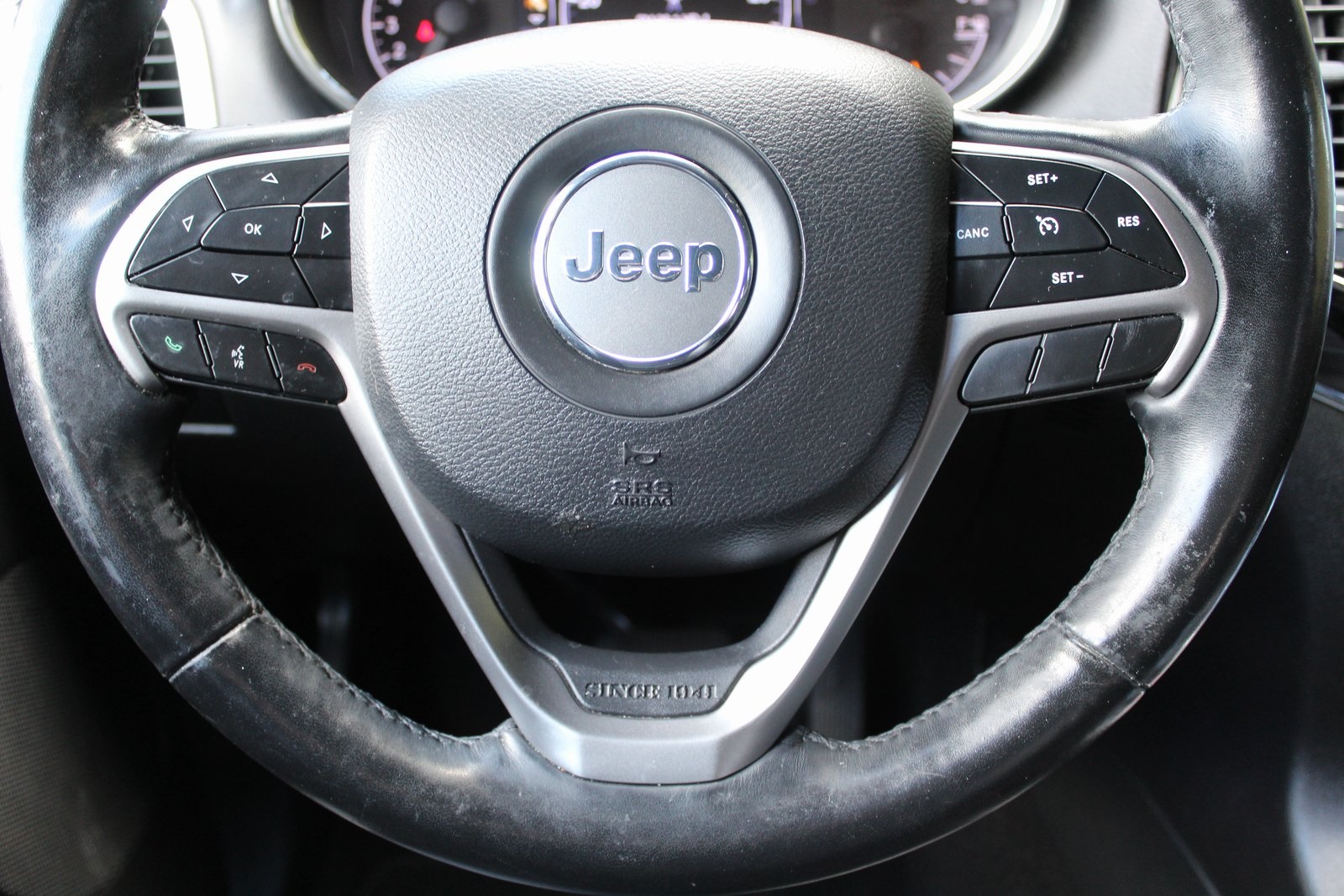 2020 Jeep Grand Cherokee Limited photo 18