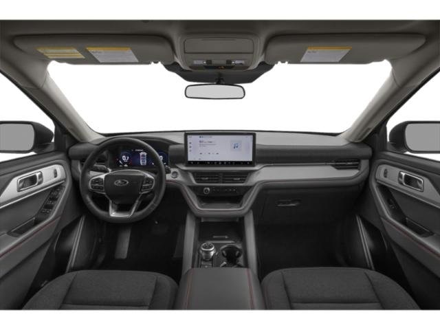 2025 Ford Explorer photo 5
