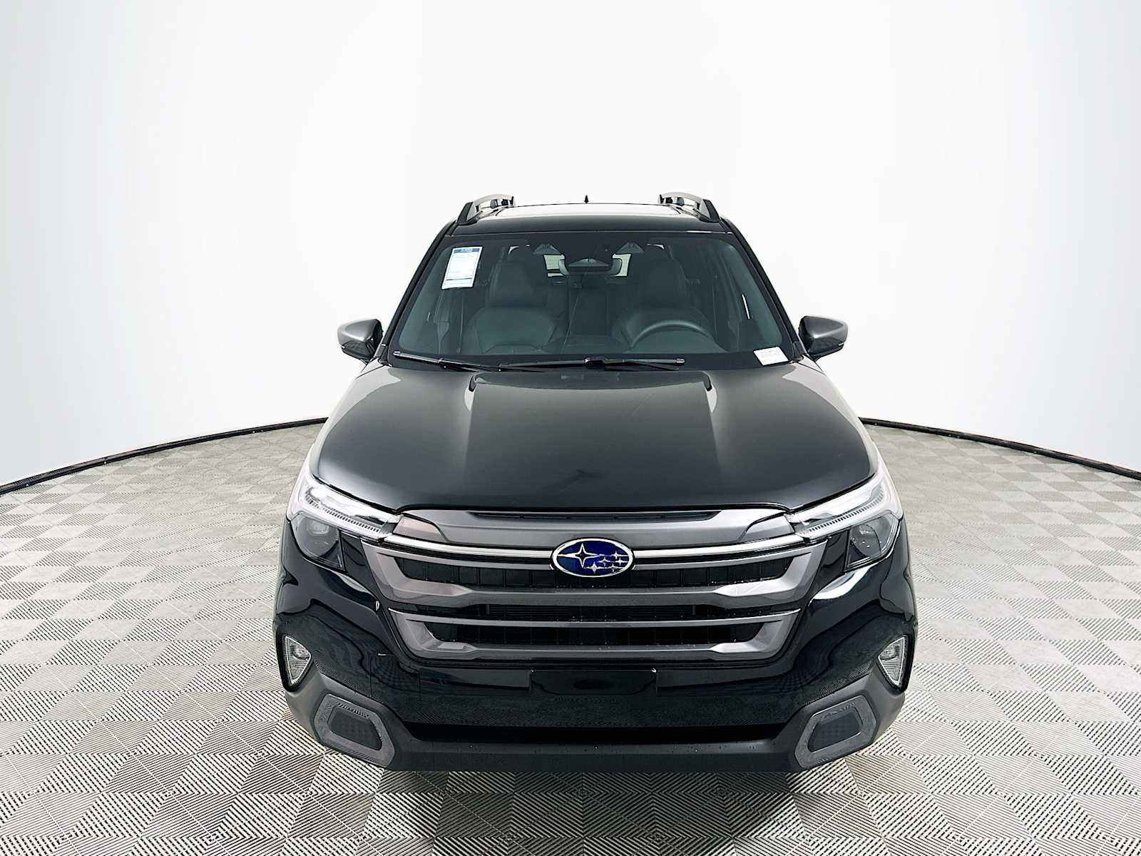 2025 Subaru Forester Limited photo 2