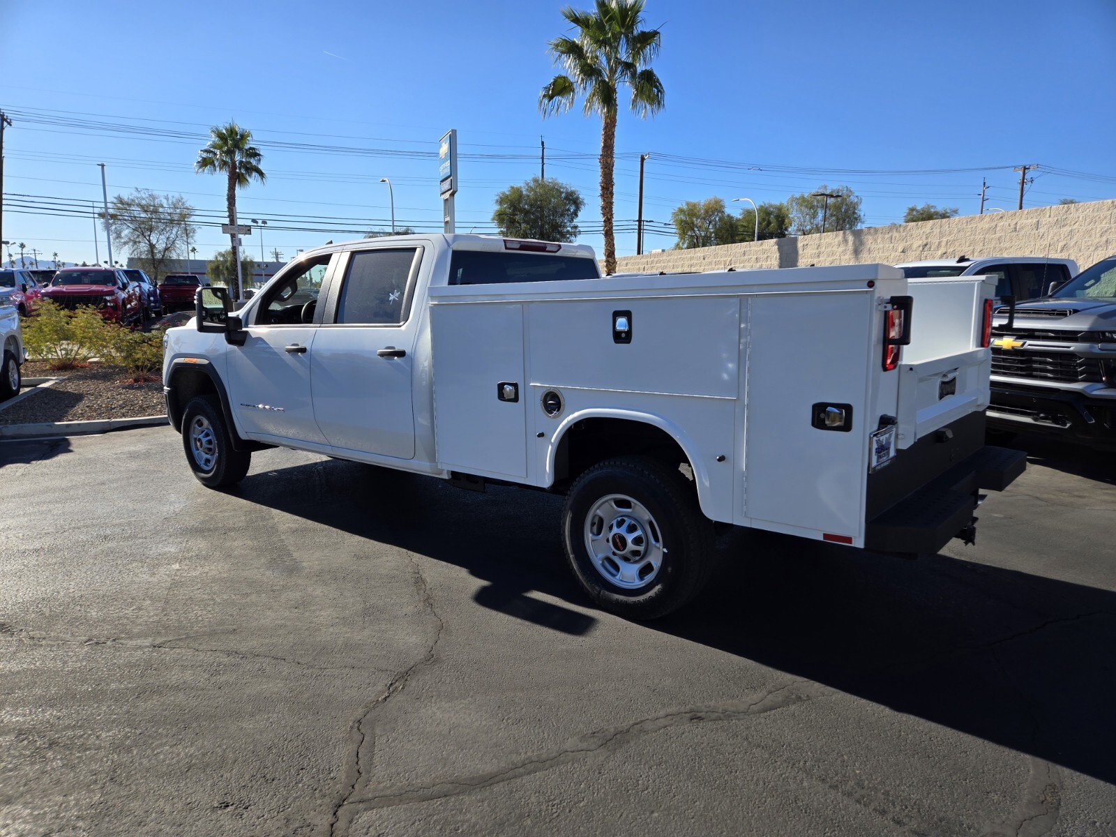2024 Gmc Sierra 2500 HD Pro photo 3