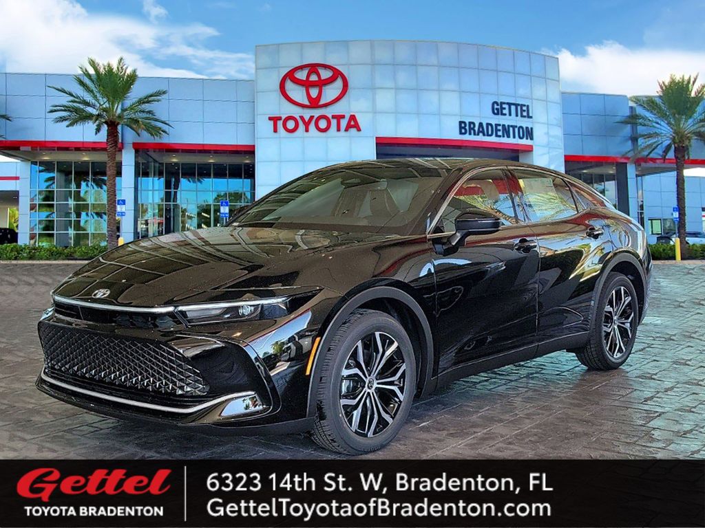 2026 Toyota Crown XLE's photo