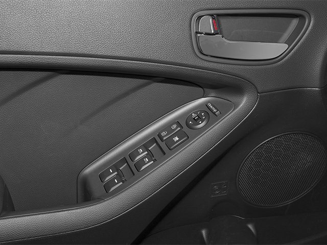 2014 Kia Forte EX photo 19