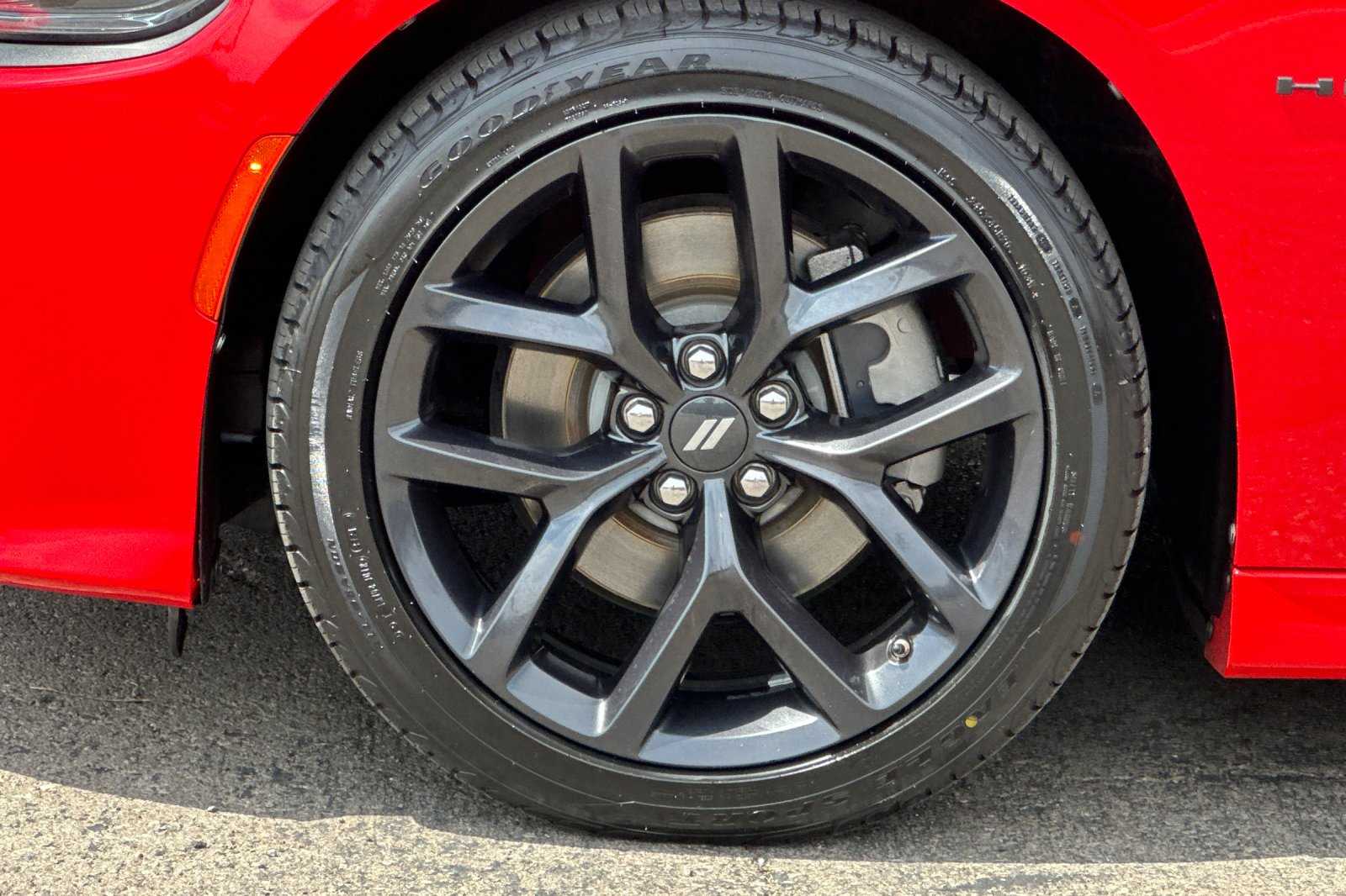 2022 Dodge Charger R/T photo 31