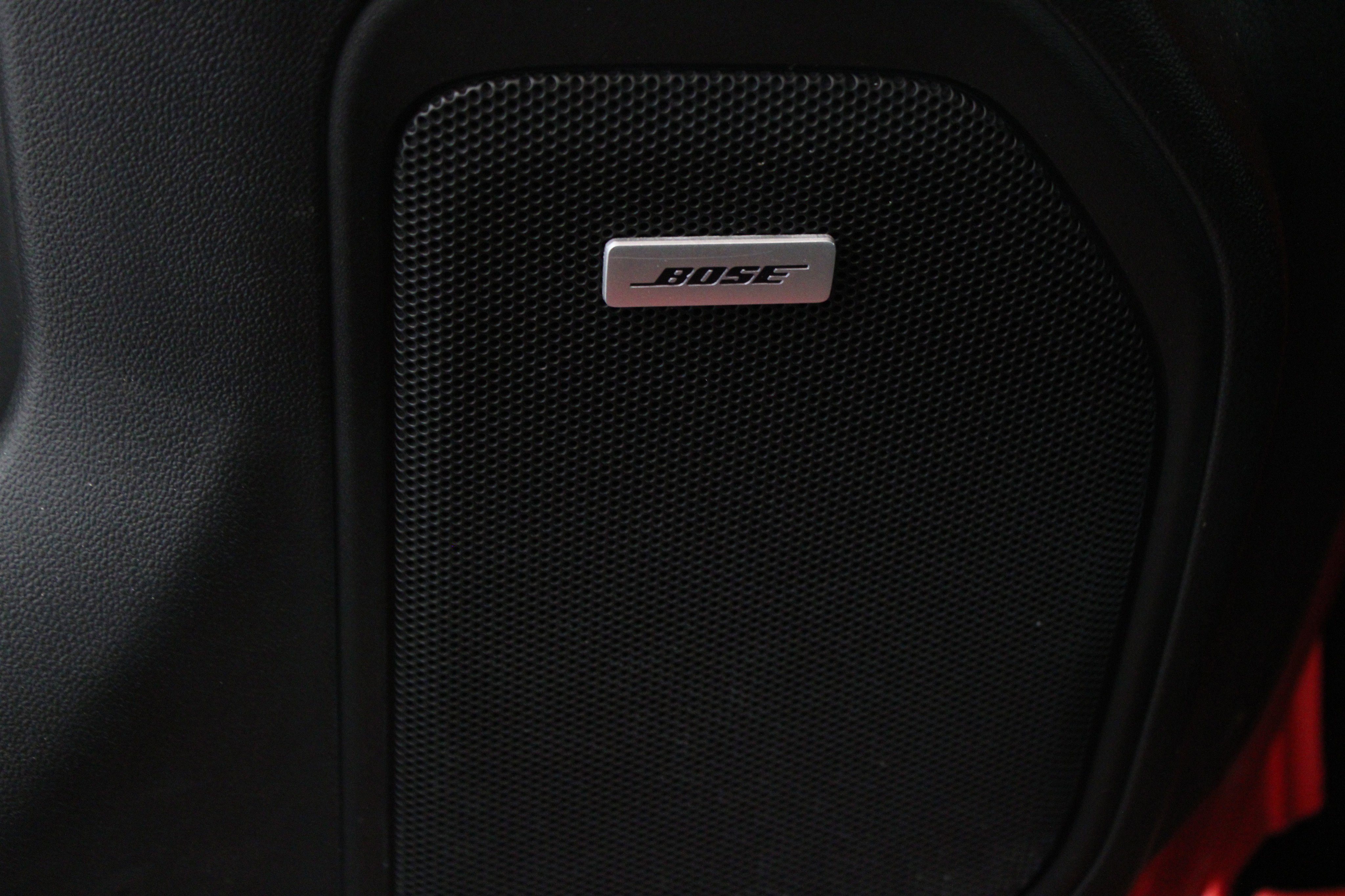 2020 Chevrolet Silverado 1500 RST photo 3