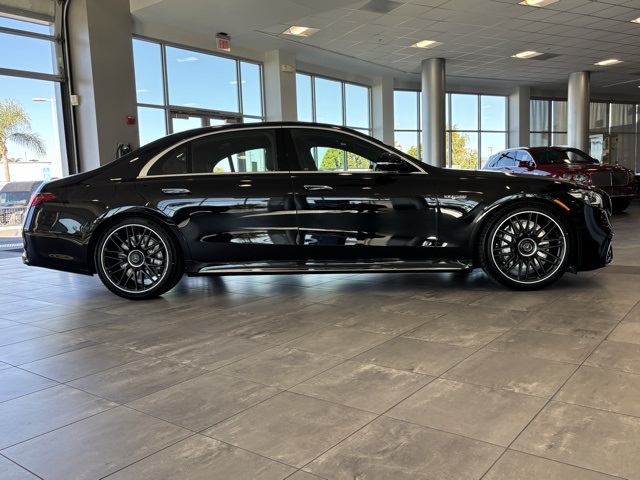 2026 Mercedes Benz S AMG 63 4MATIC photo 2