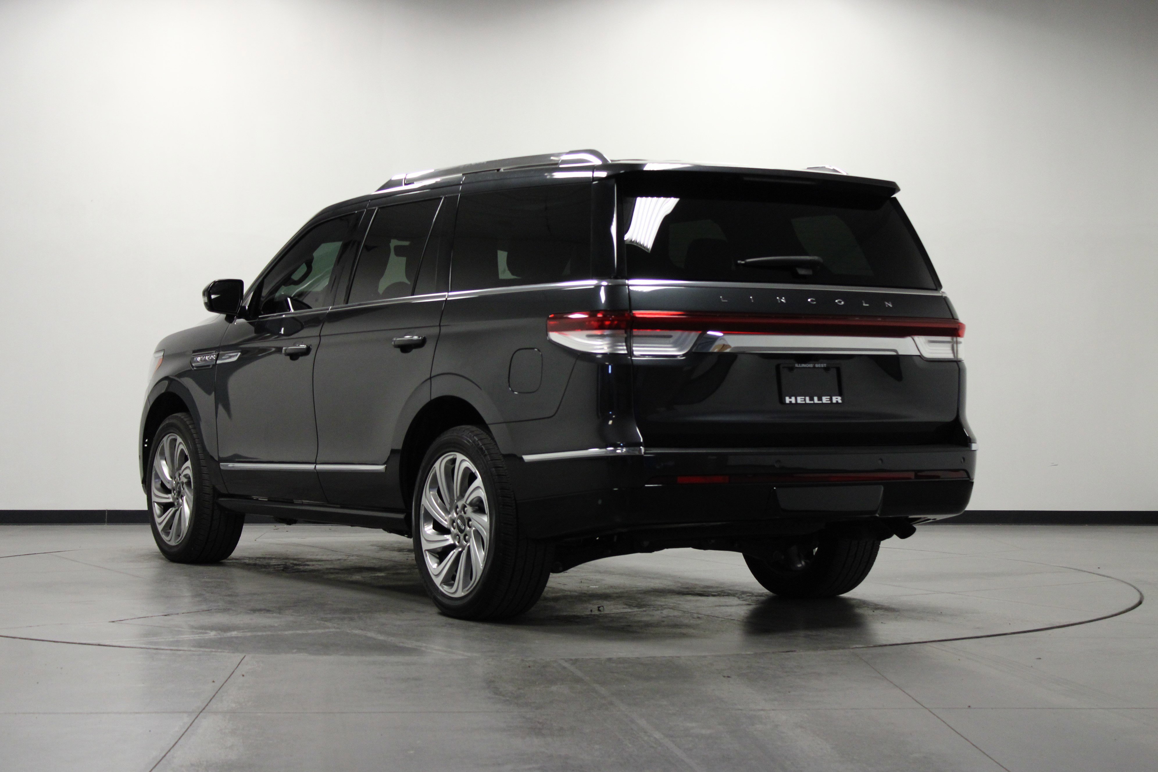 2024 Lincoln Navigator Reserve photo 5