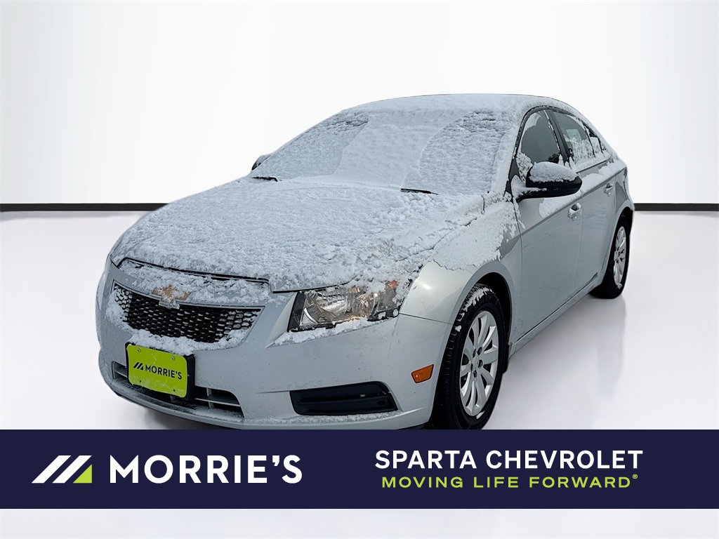 2011 Chevrolet Cruze LS's photo