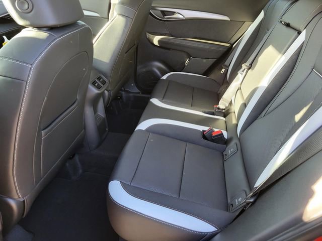 2025 Buick Envision Sport Touring photo 4