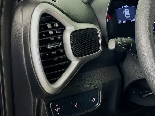 2022 Kia Soul LX photo 8