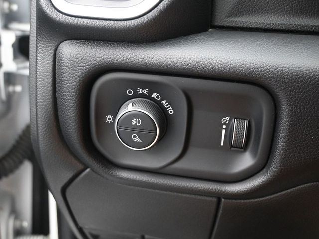 2024 Ram 2500 Big Horn photo 8