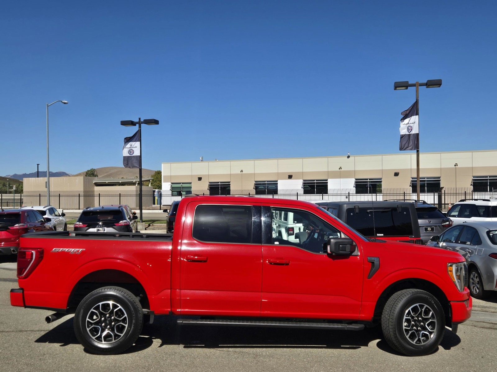 2022 Ford F-150 XLT photo 3