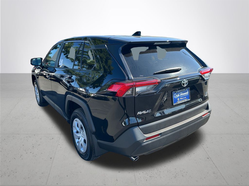 2025 Toyota RAV4 LE photo 8