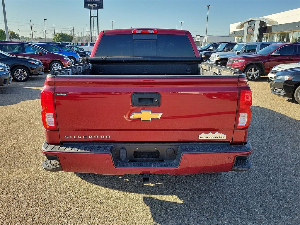 2018 Chevrolet Silverado 1500 High Country photo 8