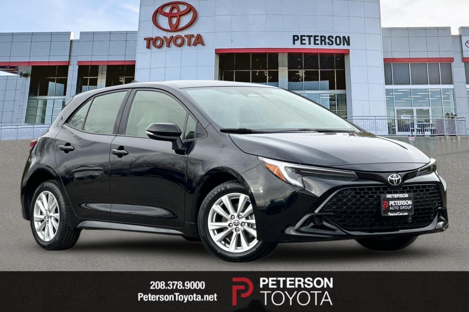 2023 Toyota Corolla Hatchback SE's photo