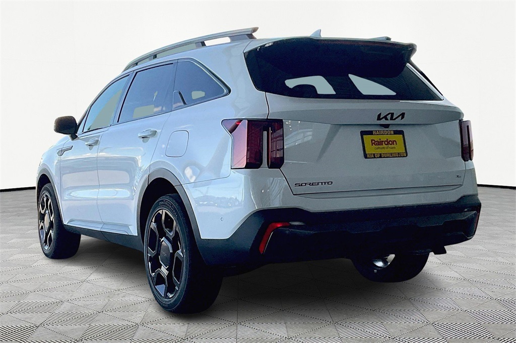 2025 Kia Sorento X-Line SX Prestige photo 3