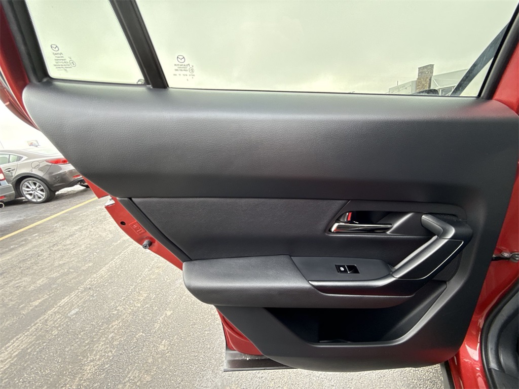 2023 MAZDA CX-50 - Image 22