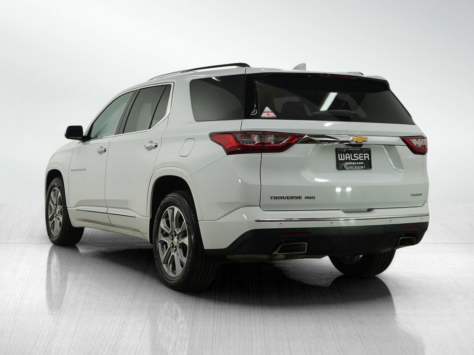 2019 Chevrolet Traverse Premier photo 2