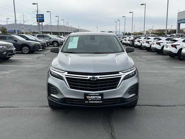2023 Chevrolet Equinox LS photo 2