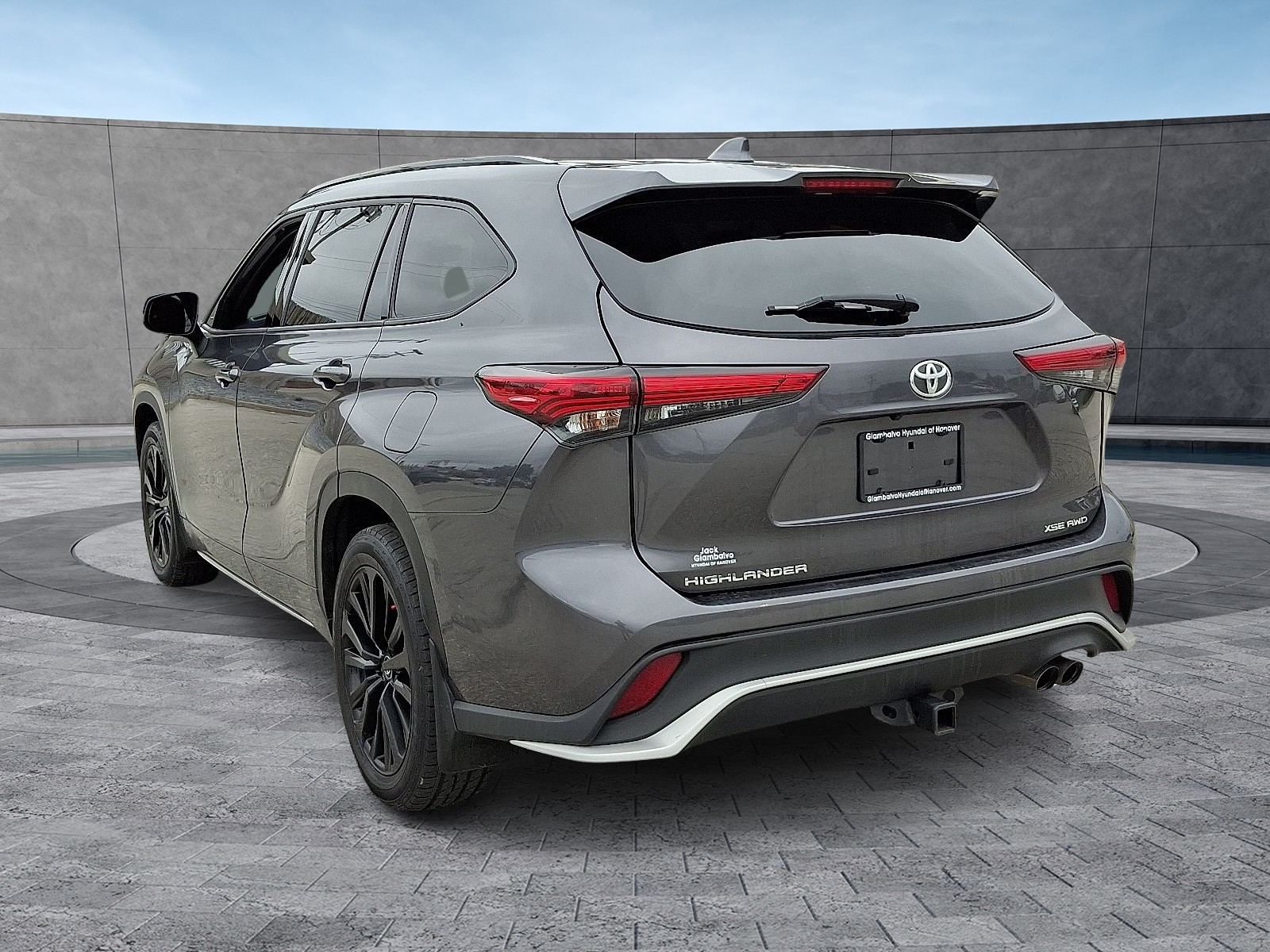 2023 Toyota Highlander XSE photo 8