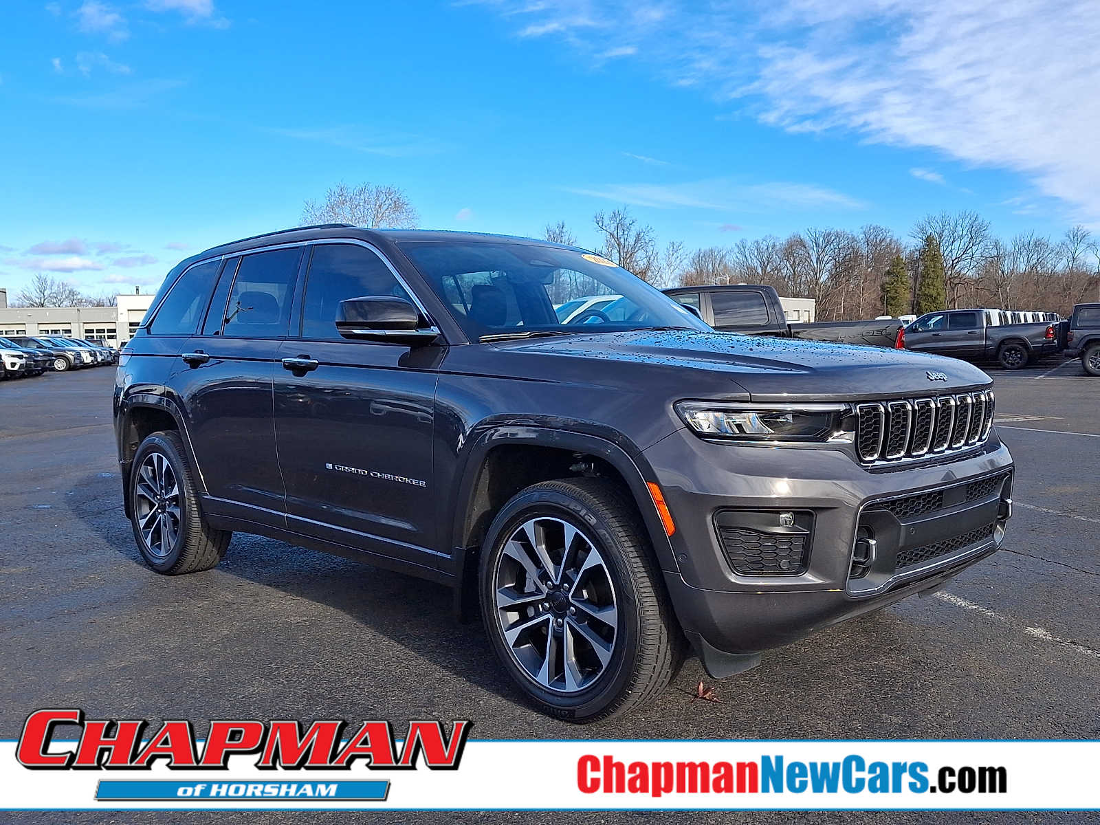 2023 Jeep Grand Cherokee Overland's photo