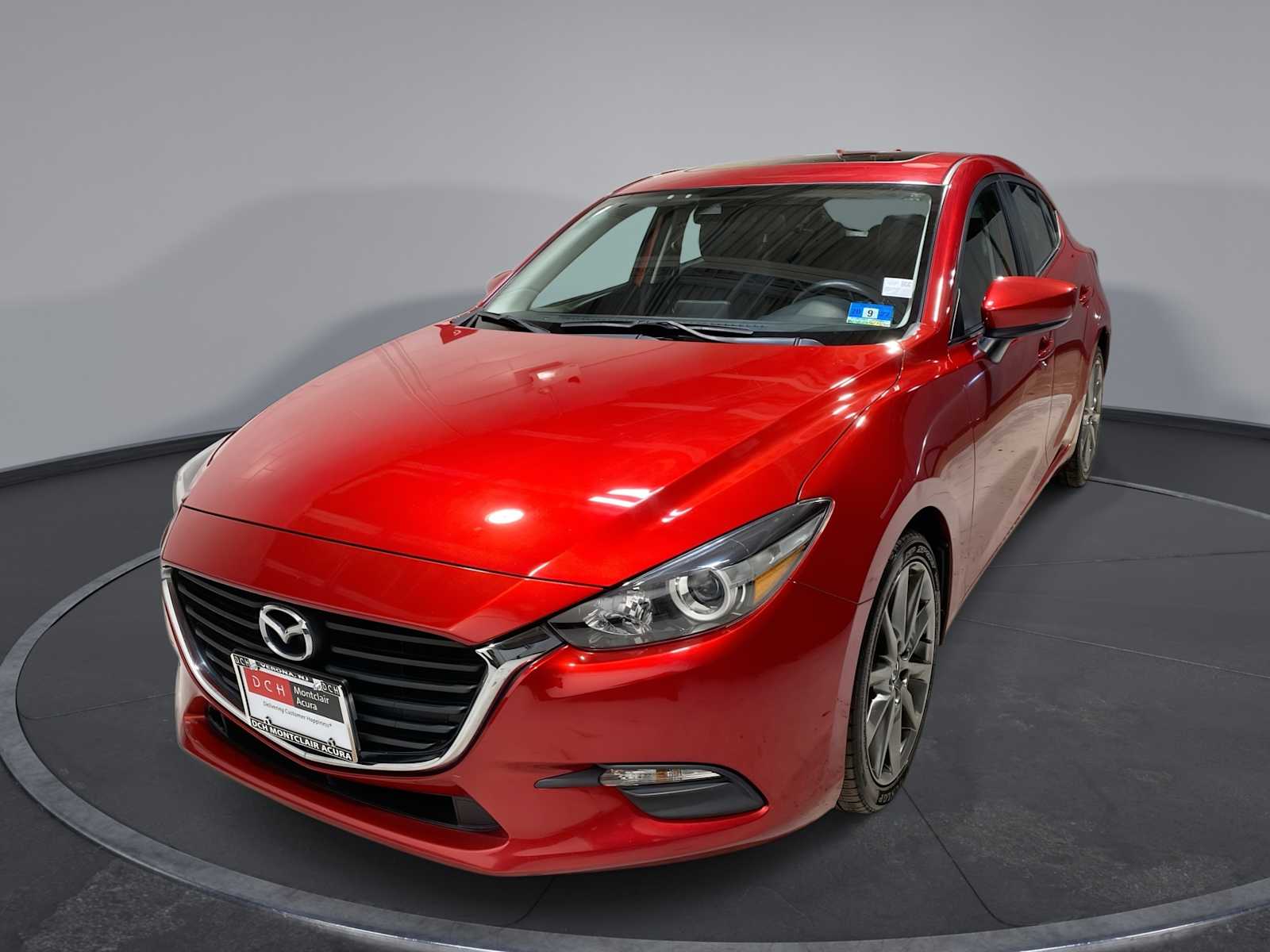 2018 Mazda Mazda3 Touring's photo