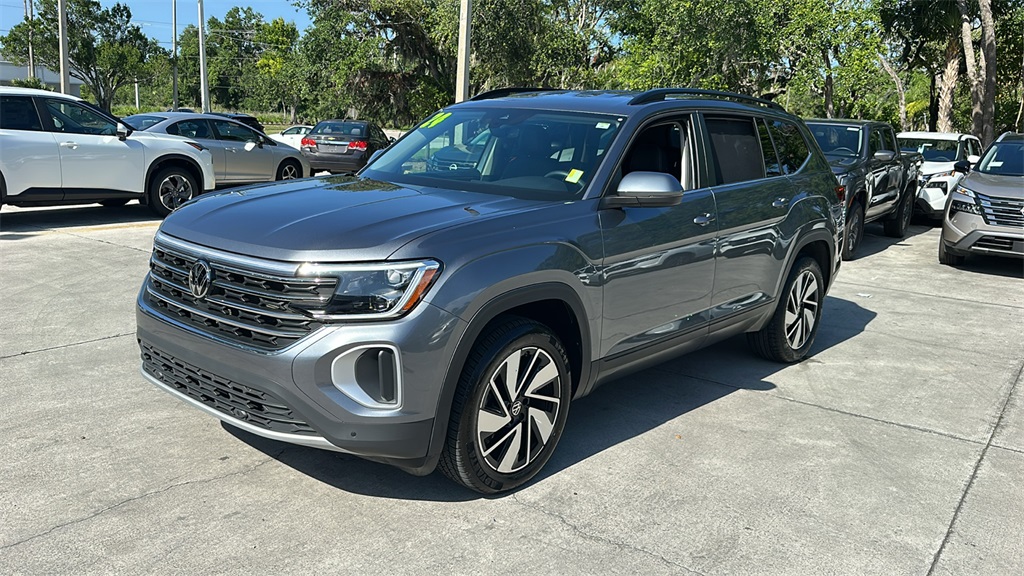 2024 Volkswagen Atlas SE Technology photo 3