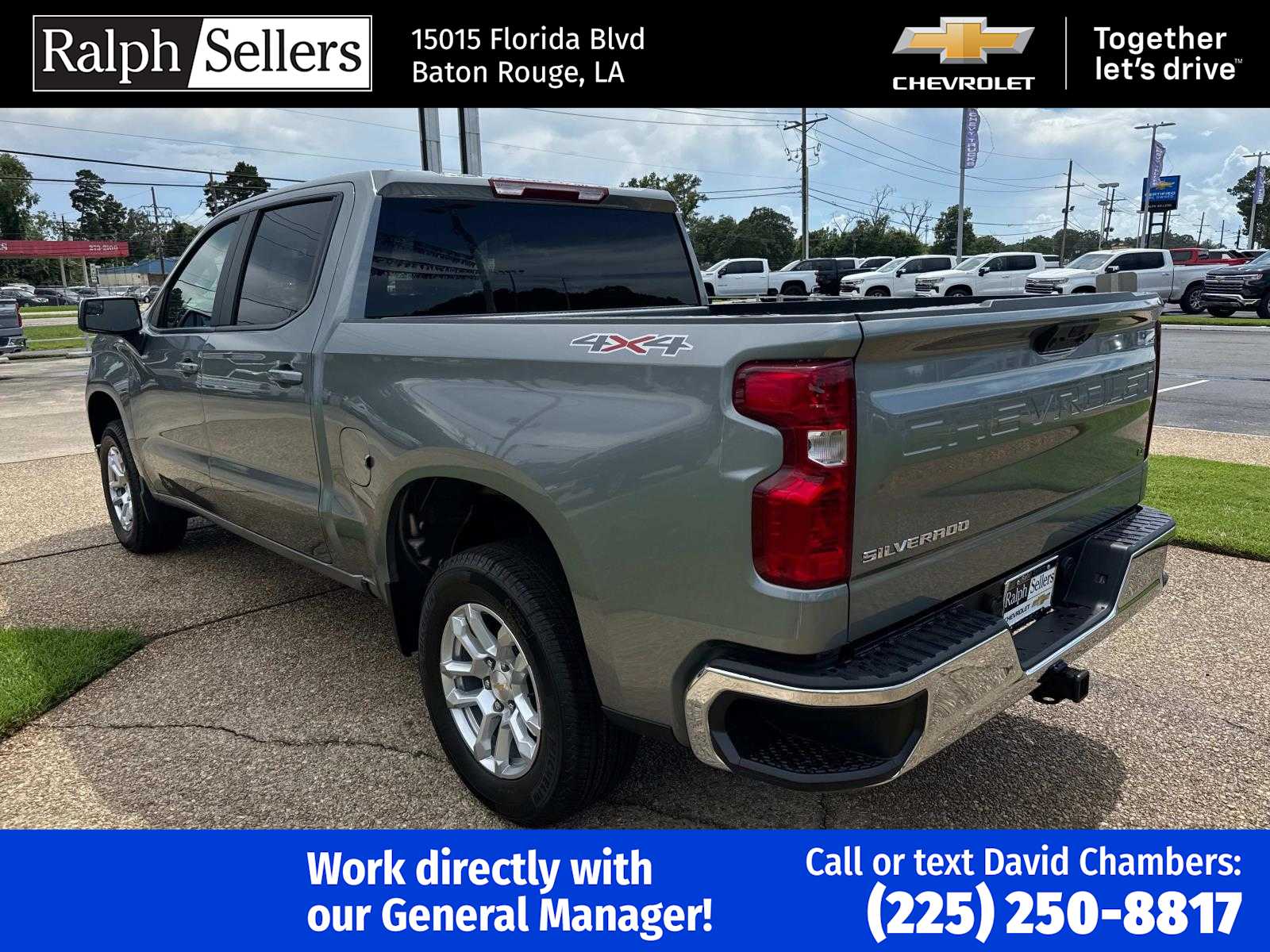 2025 Chevrolet Silverado 1500 LT photo 2
