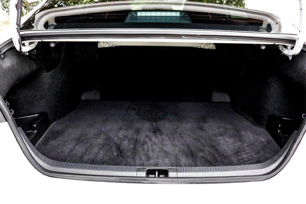 2025 Toyota Camry LE photo 26