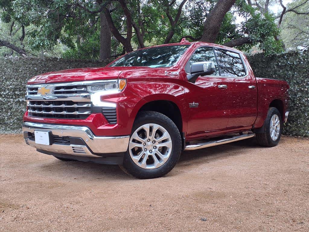 2023 Chevrolet Silverado 1500 LTZ's photo