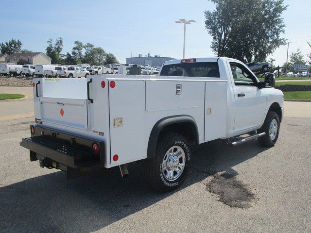 2024 Ram 2500 Tradesman photo 4